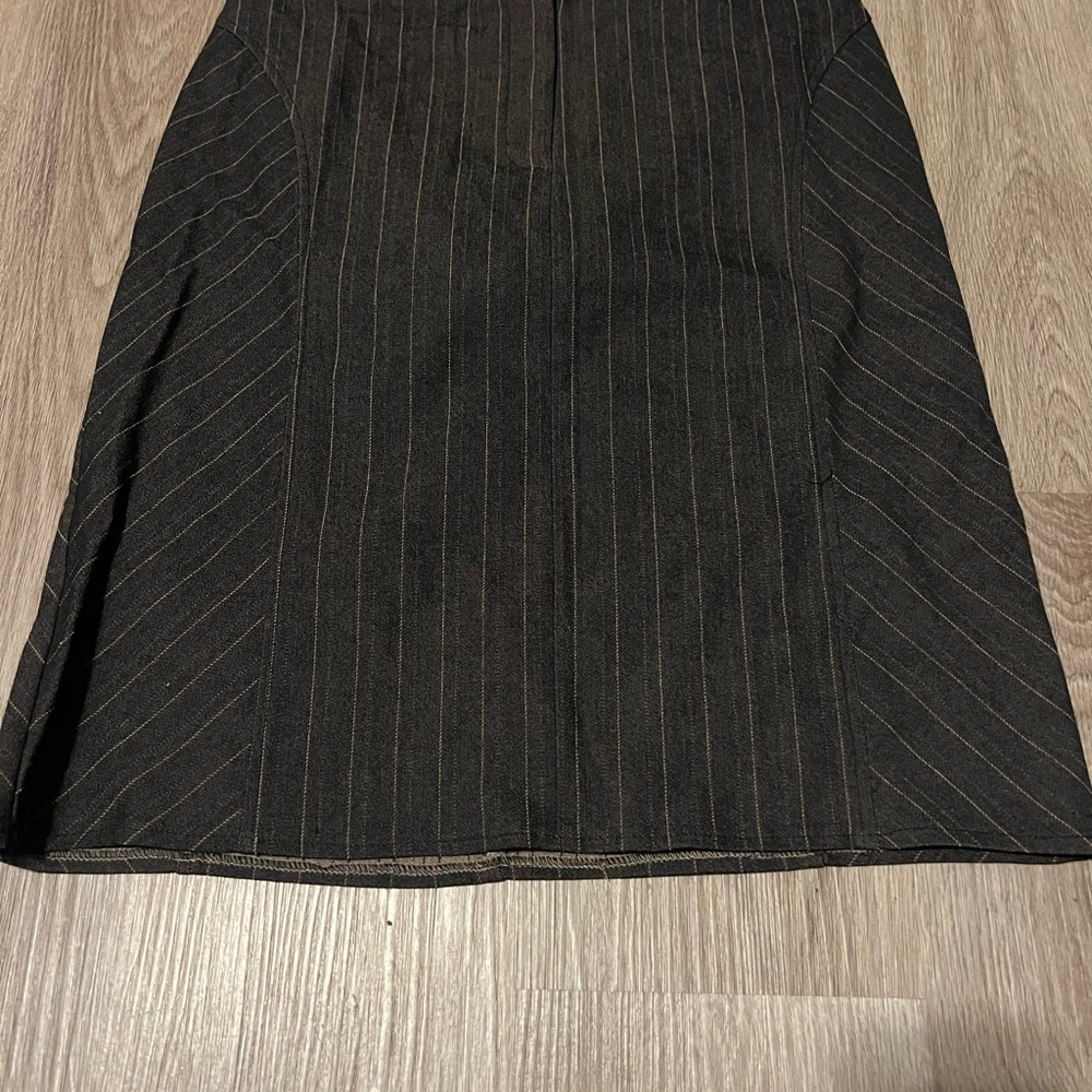 Sophisticated Black Pinstripe Pencil Skirt